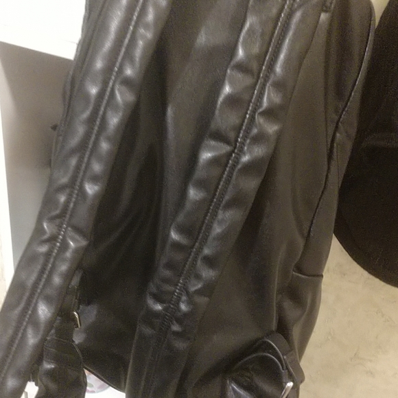 Leather bag/backpack - Picture 4 of 4